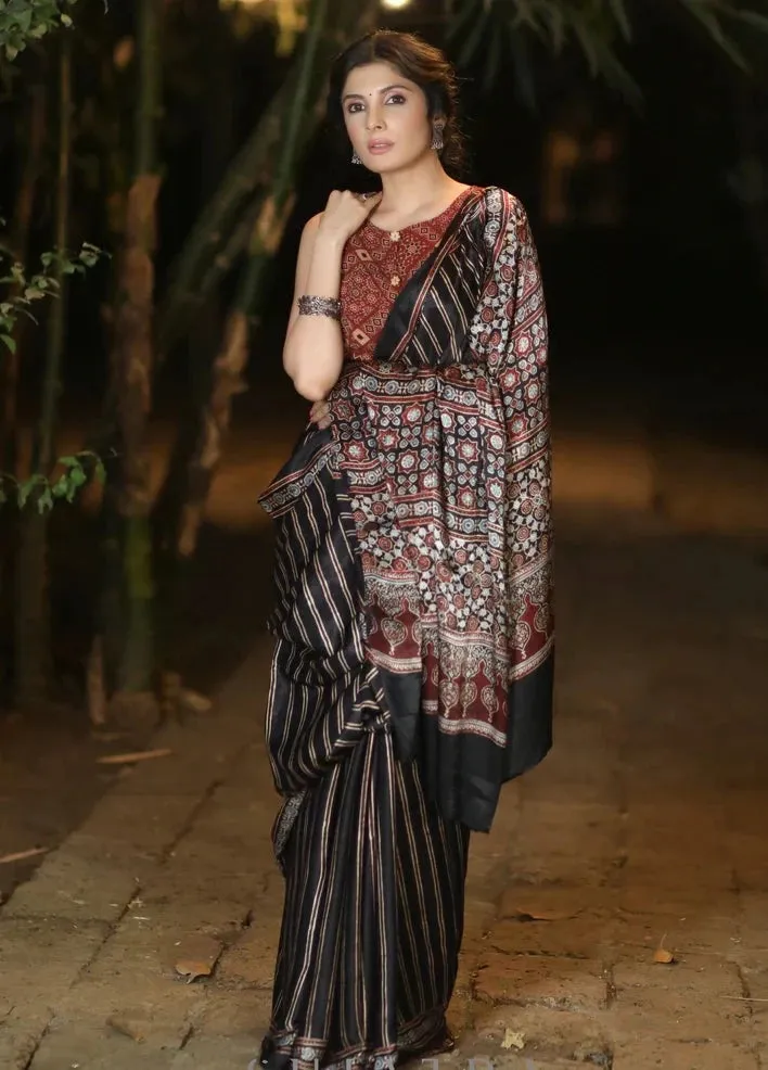 BLACK MODAL SILK SAREE WITH STRIPED PATTERN