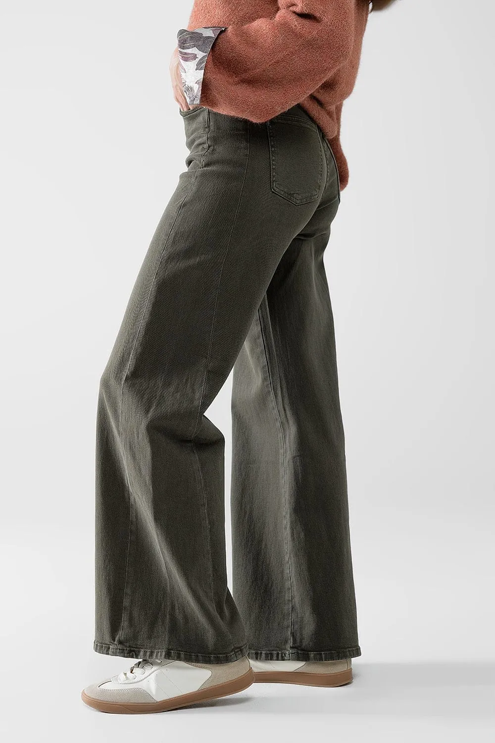 Extra Wide Leg Pants In Olive Green Color