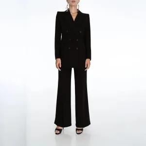 Jacket with shaped shoulders