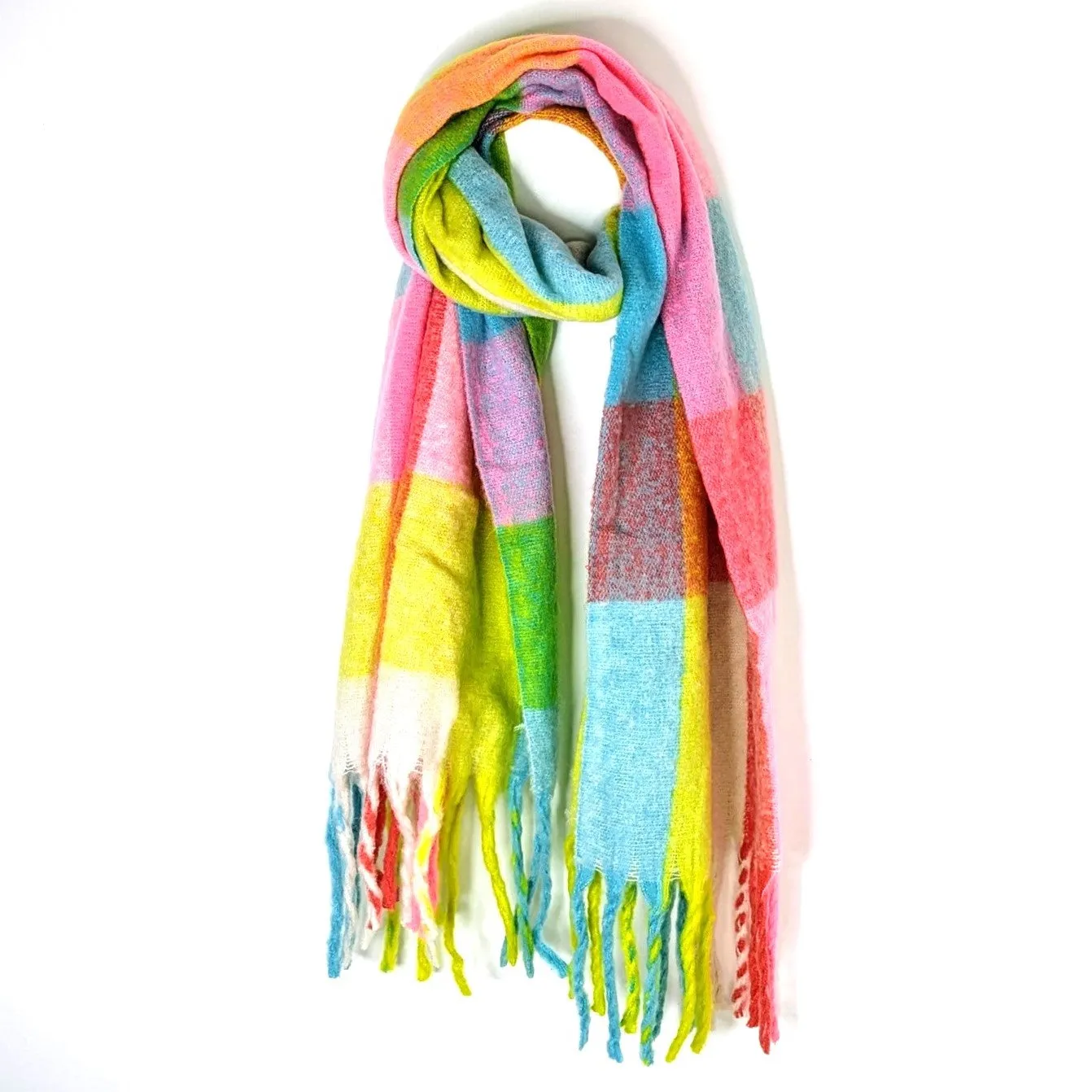 Subtle check warm scarf with tassels