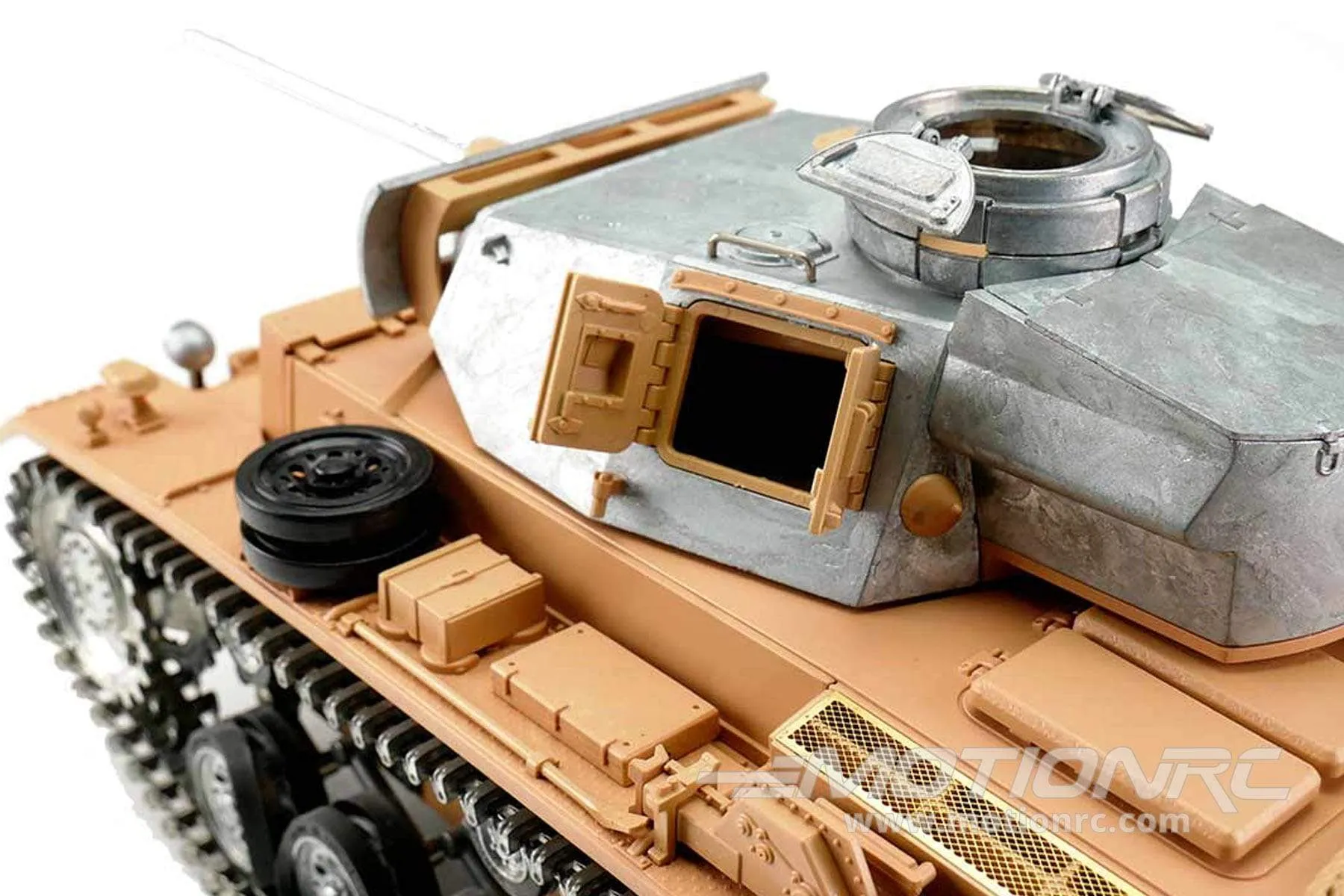 Torro German Panzer III (Ausf. L) Unpainted 1/16 Scale Medium Tank - RTR