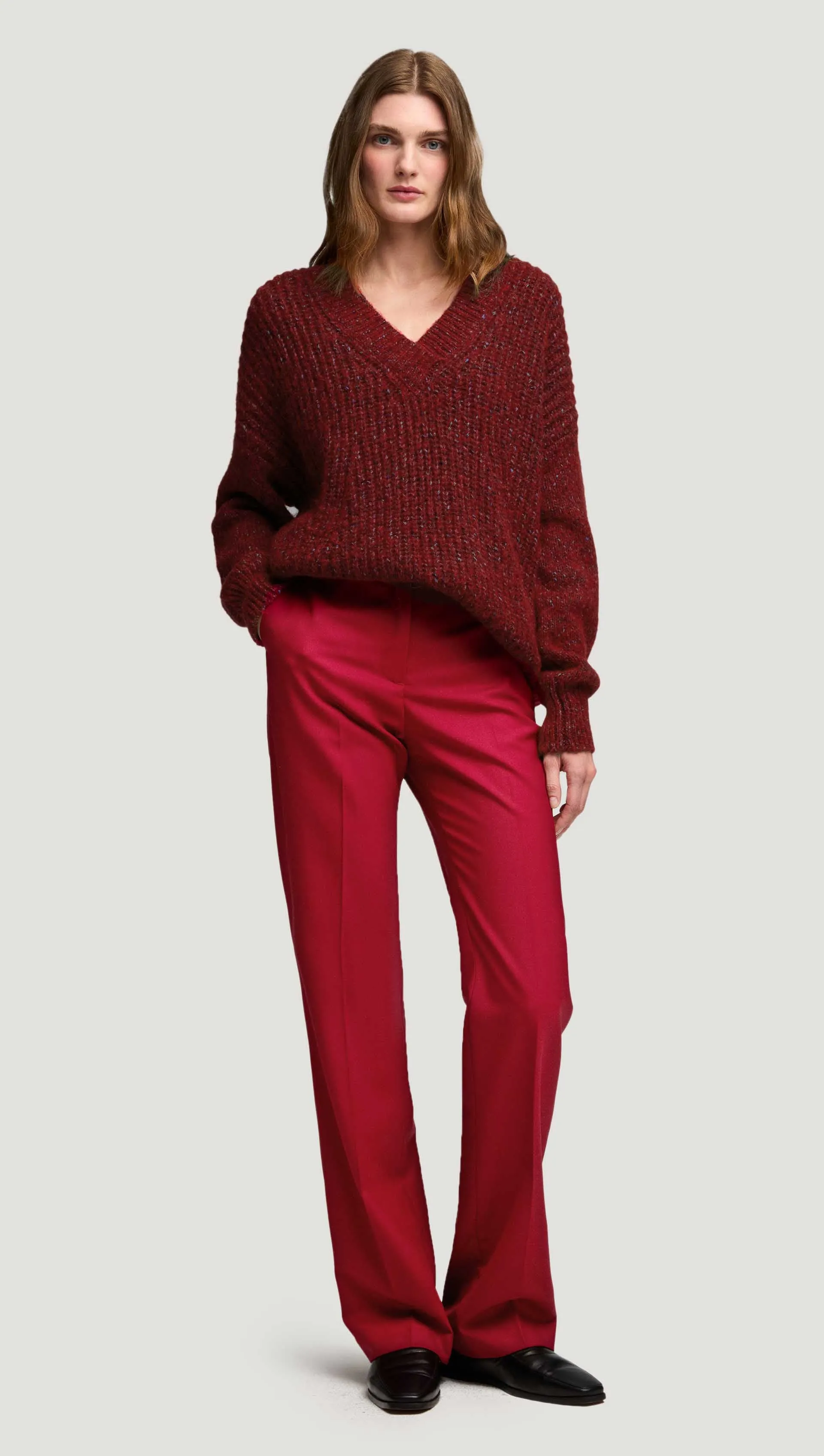 V-Neck Sweater in Marl Yarn | Burgundy